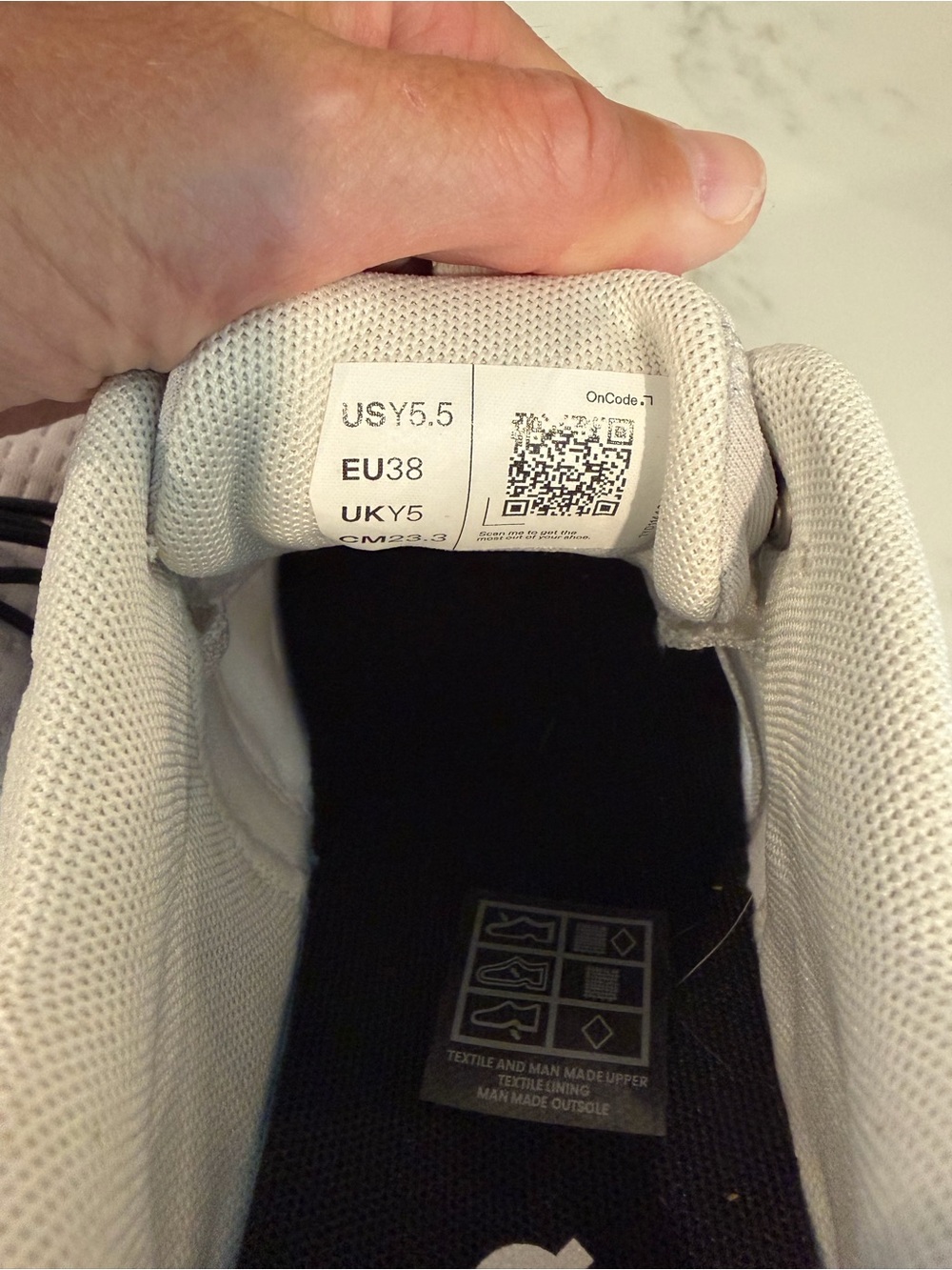 On Running Youth White and Black Cloudstreet Sneakers - Picture 6 of 7